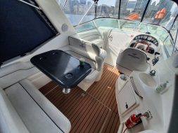 luxury boat hire