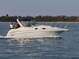 boat hire melbourne